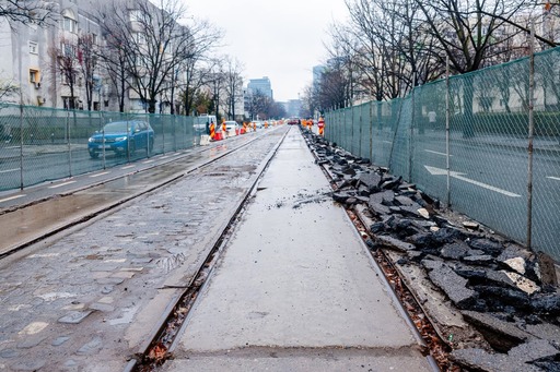Nicuşor Dan: Lucrările de reabilitare a liniei 5 de tramvai progresează. În total, vom reabilita 50 de km, astfel încât peste doi ani şi jumătate nu o să mai existe linii de tramvai nemodernizate