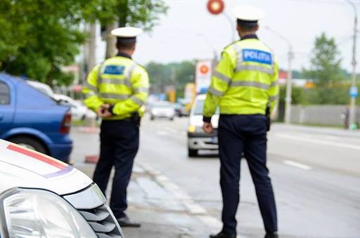 Peste 250 de permise de conducere au fost reţinute de poliţişti, într-o zi, în cadrul acţiunii „Blocada”