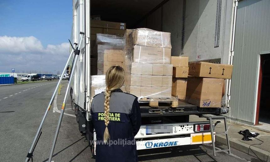 Peste 13.000 de bunuri susceptibile a fi contrafăcute în valoare de aproximativ 4.000.000 lei, confiscate de poliţiştii de frontieră în PTF Calafat