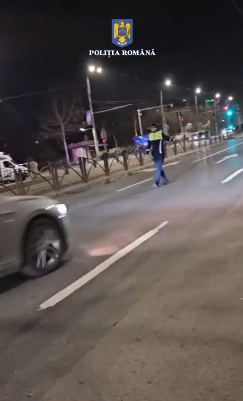 Amplă acţiune a poliţiştilor în Capitală / Au fost verificate aproape 800 de persoane şi peste 230 de autovehicule / Mai multe persoane au fost descoperite cu droguri asupra lor - VIDEO
