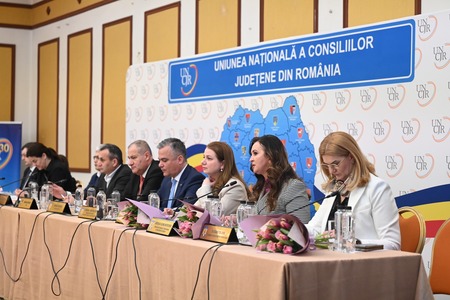 Intotero: I-am rugat pe cei prezenţi la lucrările Uniunii Naţionale a Consiliilor Judeţene din România să ne susţină în campania de combatere a consumului de droguri, care va începe pe 4 aprilie
