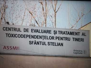 Tânăr, drogat cu 27 de substanţe în acelaşi timp/ Fentanylul, tot mai întâlnit în cocktailuri cu potenţial mortal/ Medic: Fentanylul este opioid, opioidele dau sedare, până la insuficienţă respiratorie şi comă