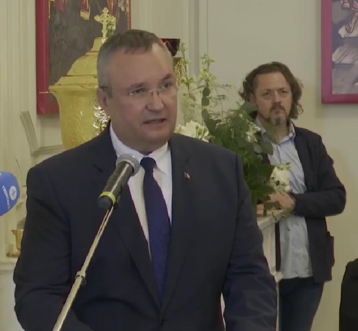 Nicolae Ciucă, la sfinţirea capelei din Palatul Parlamentului: Ea ne ajută să fim mai aproape de Dumnezeu, iar asta înseamnă să fim mai aproape de oameni 