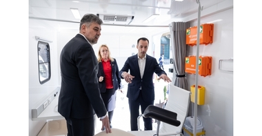 Guvern: Caravane medicale dotate cu echipamente vor ajunge în comunităţi rurale / Ciolacu: Aş dori ca, prin această iniţiativă, să punem bazele unei strategii de creştere a investiţiilor în cel mai valoros capital pe care îl are România - cetăţenii săi