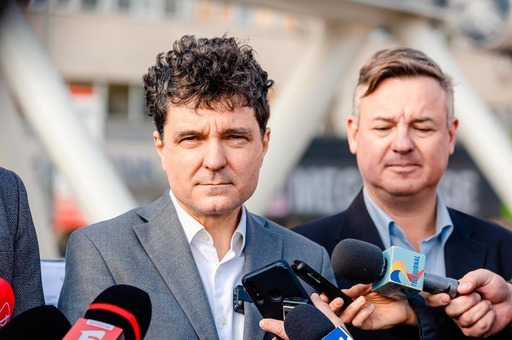 Nicuşor Dan: În momentul acesta, avem anulate definitiv PUZ-urile de la sectoarele 1, 3, 5 şi 6 şi cele de la Sectoarele 2 şi 4, începând de luni sunt din nou suspendate. Este o afacere de corupţie de câteva miliarde de euro