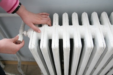 UPDATE -Compania Municipală Termoenergetica Bucureşti  anunţă încheierea sezonului de încălzire 2023 - 2024. Excepţie vor face spitalele, creşele, şcolile, grădiniţele, unde întreruperea căldurii se face la cerere / Ce declară primarul Nicuşor Dan