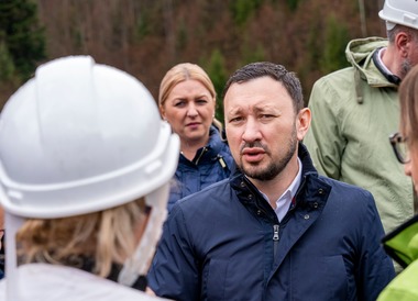 Ministrul Mediului: Ne dorim ca SUMAL 3.0 să elimine orice vulnerabilitate constatată şi să pregătească aplicaţia pentru viitoarele tehnologii / Vor fi montate pe toate mijloacele de transport înscrise în SUMAL dispozitive de localizare în timp real
