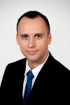 Senatorul USR Cristian Berea a depus în Parlament un proiect de lege care prevede creşterea progresivă a contribuţiei la Pilonul II până la 10%