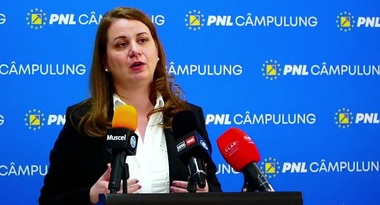 Ligia Deca: Am crescut cu 50% numărul de consilieri şcolari prezenţi în şcoli şi ne dorim să creştem şi mai mult acest număr