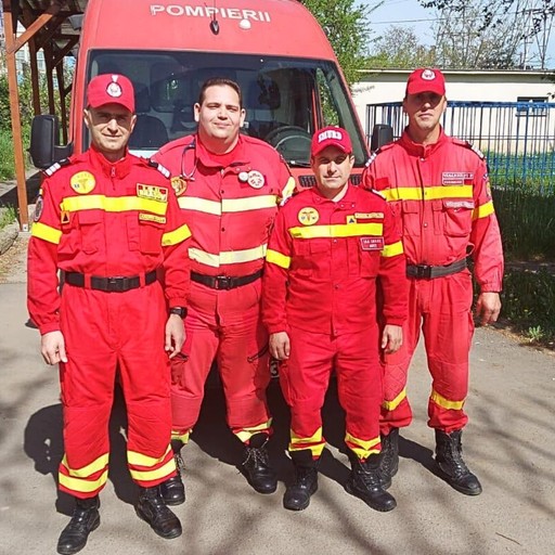 Avertisment al IGSU: Asigură-te că zmeul tău nu zboară aproape de linii electrice sau alte surse de electricitate / Un tânăr a fost la un pas să-şi piardă viaţa din cauza unui zmeu care a atins un fir de înaltă tensiune, în judeţul Mureş