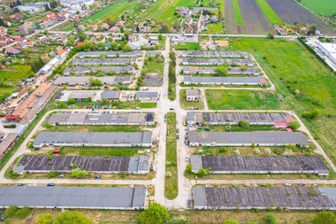Primarul din Sfântu Gheorghe anunţă construirea unei noi zone rezidenţiale pentru familii tinere care lucrează în domeniul sănătăţii şi al educaţiei, pe locul unei foste ferme de pui din municipiu