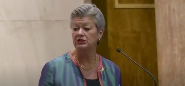 Ylva Johansson: CE a propus, în raportul anual Schengen, Consiliului UE să stabilească, în acest an, data la care să se elimine controalele interne la frontierele terestre. Propunerea va fi discutată la următorul Consiliu din iunie