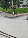 Stradă prăbuşită în oraşul Slănic: CJSU cere mai multor instituţii să pună la dispoziţie, în termen de 48 de ore, studiile geotehnice şi geologice realizate pe raza acestei localităţi
