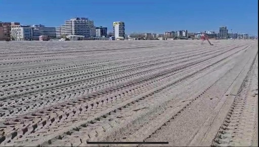 Administraţia Bazinală de Apă Dobrogea Litoral anunţă că plajele sunt pregătite pentru sezonul estival / Lucrările au inclus igienizarea, strângerea scoicilor şi algelor, nivelarea nisipului