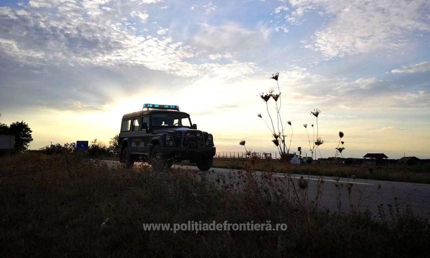 Timiş: A fost prins un bărbat care făcea parte din grupul de călăuze pentru migranţi, implicat în rănirea a doi poliţişti de frontieră / Agenţii au fost externaţi din spital