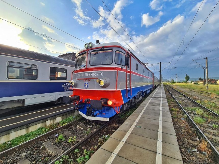 Centrul Infotrafic: Trafic feroviar blocat pe Magistrala 400, în Harghita, unde locomotiva unui tren de călători s-a defectat