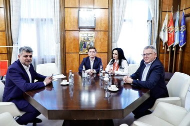 Marcel Ciolacu, discuţii cu Nicolas Schmit, despre stadiul reformelor sociale din PNRR, noua lege a pensiilor şi aplicarea directivei privind salariul minim european