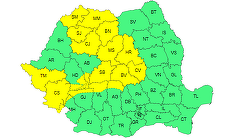 Cod galben de vânt puternic, până vineri seară, în 18 judeţe din Banat, Maramureş, Transilvania şi din zona Carpaţilor Meridionali