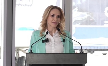 Firea, despre construirea unui aeroport nou în sudul Capitalei: Acest proiect este este unul aşteptat de 20 de ani. Pentru bucureşteni şi nu numai, această investiţie este vitală