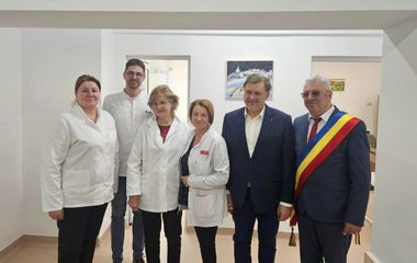 Alexandru Rafila: Voi sprijini, alături de CNAS, menţinerea veniturilor pentru medicii de familie şi diversificarea serviciilor medicale pe care le fac