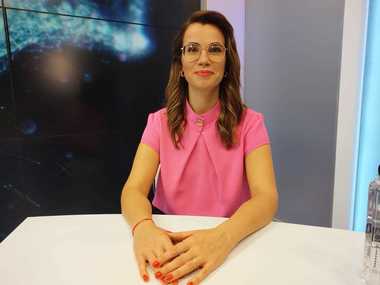 Medic: În momentul în care copilul are primul dinţişor ar fi bine să vină la stomatolog 