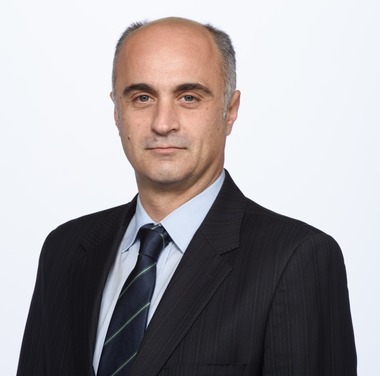 Candidatul PNL pentru şefia CJ Argeş: În Spitalul Judeţean Argeş funcţionează un singur lift din şase! Nimic mai cumplit decât să umileşti argeşenii bolnavi