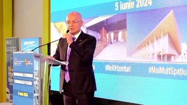 Emil Boc, la extinderea Terminalului Plecări al Aeroportului Internaţional „Avram Iancu” Cluj: Nimeni nu poate nega că această coaliţie livrează lucruri concrete pentru români
