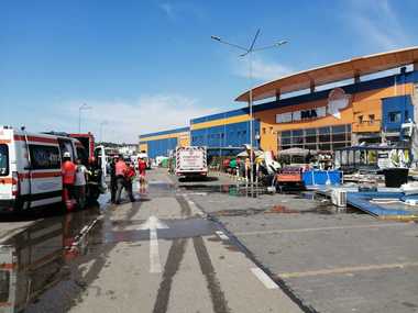 Explozia de la Dedeman Botoşani - Cei doi pacienţi internaţi la Floreasca sunt în stare gravă, însă unul a fost detubat/ Doi dintre cei de la Iaşi au evoluţie favorabilă, iar unul - prognostic incert/ Unul dintre cei internaţi la Botoşani va fi externat