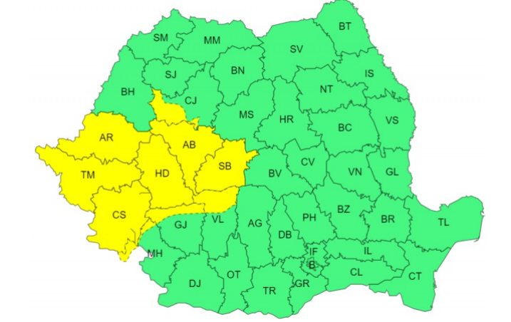 Zece judeţe din Banat, Crişana, Transilvania, din Carpaţii Occidentali şi vestul Carpaţilor Meridionali, sub Cod galben de ploi torenţiale, vânt şi vijelii/ Şapte judeţe din Oltenia, Muntenia şi Capitala, sub Cod galben de caniculă şi disconfort termic