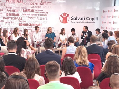 Salvaţi Copiii: Copiii ucraineni refugiaţi în România le cer autorităţilor cursuri de limba română, activităţi extra-şcolare împreună cu copiii români, măsuri reale anti-bullying şi acces la cantine şcolare