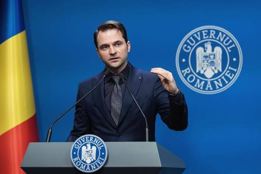 Burduja: Eu menţin recomandarea – şi nu e a mea, e a experţilor din domeniu – să încerce să consume mai multă energie în jurul prânzului, când noi beneficiem şi de energie de la parcurile solare