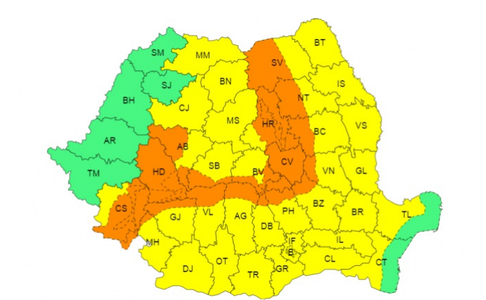 Cod galben de ploi torenţiale, vânt şi descărcări electrice, până joi, în sudul Banatului, Oltenia, Maramureş, Moldova, Muntenia, Dobrogea continentală şi în cea mai mare parte a Transilvaniei/ Cod portocaliu, în sud-vestul Transilvaniei şi la munte