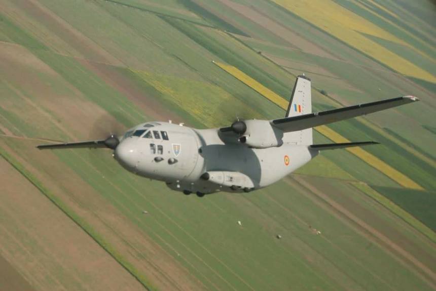 UPDATE - O aeronavă C-27J Spartan a Forţelor Aeriene Române intervine pentru stingerea unui incendiu de pădure, în judeţul Caraş-Severin/ La intervenţie participă şi un elicopter Black Hawk