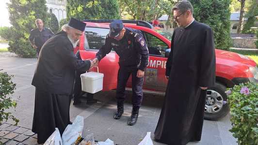 Arhiepiscopia Dunării de Jos vine în sprijinul sinistraţilor din localităţile grav afectate de inundaţii: Vor fi strânse alimente, pături şi alte bunuri pentru familiile care au rămas fără case