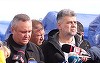 Breşă controlată într-un dig pentru a permite scurgerea mai rapidă a apelor adunate la Pechea şi Slobozia Conachi / Ciucă: Ieri am reuşit, împreună cu premierul, să executăm o recunoaştere şi să identificăm problema reală care ţinea nivelul apei ridicat
