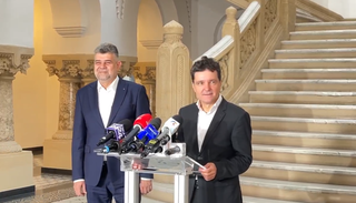 Primarul Capitalei afirmă că încă aşteaptă un răspuns după ce a prezentat premierului o listă cu zeci de construcţii ridicate ilegal şi a solicitat măsuri din partea instituţiilor aflate în subordinea Guvernului
