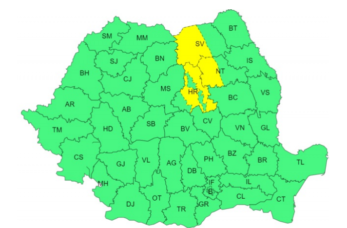 ANM: Ploi în nordul, centrul, estul şi sud-estul ţării, până luni seară, şi precipitaţii mixte la munte şi în dealurile submontane din nordul Moldovei şi estul Transilvaniei/ Cod galben de ninsori în zona montană a judeţelor Suceava, Neamţ şi Harghita