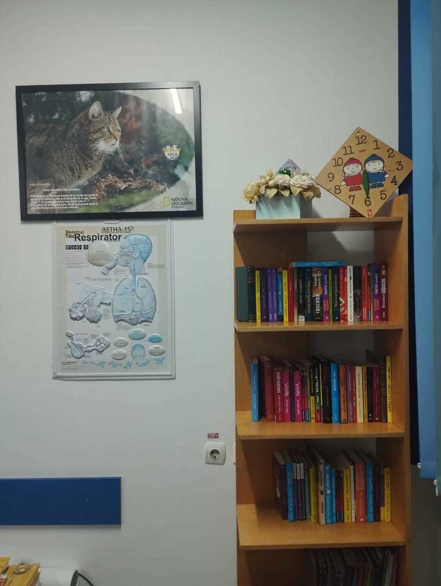 Buzău -  „Biblioteca din Spital", iniţiativa unor elevi ai Colegiului B.P. Haşdeu pentru pacienţii din secţia de Pediatrie a S.J.U. Buzău - FOTO