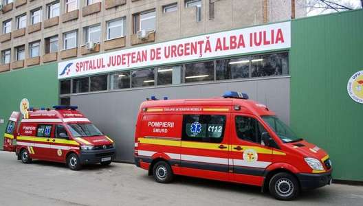 Familia unei bătrâne reclamă că femeia a fost ţinută şapte ore, fără un consult, în unitatea de primiri urgenţe din Alba Iulia / Reacţia oficialilor spitalului
