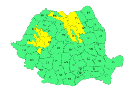 Intensificări ale vântului şi precipitaţii, în special ploi, la munte şi în zona joasă din Banat şi Crişana/ Cod galben de vânt puternic, în Munţii Apuseni, în nordul şi în centrul Carpaţilor Orientali/ Temperaturi de 14-16 grade, în Bucureşti