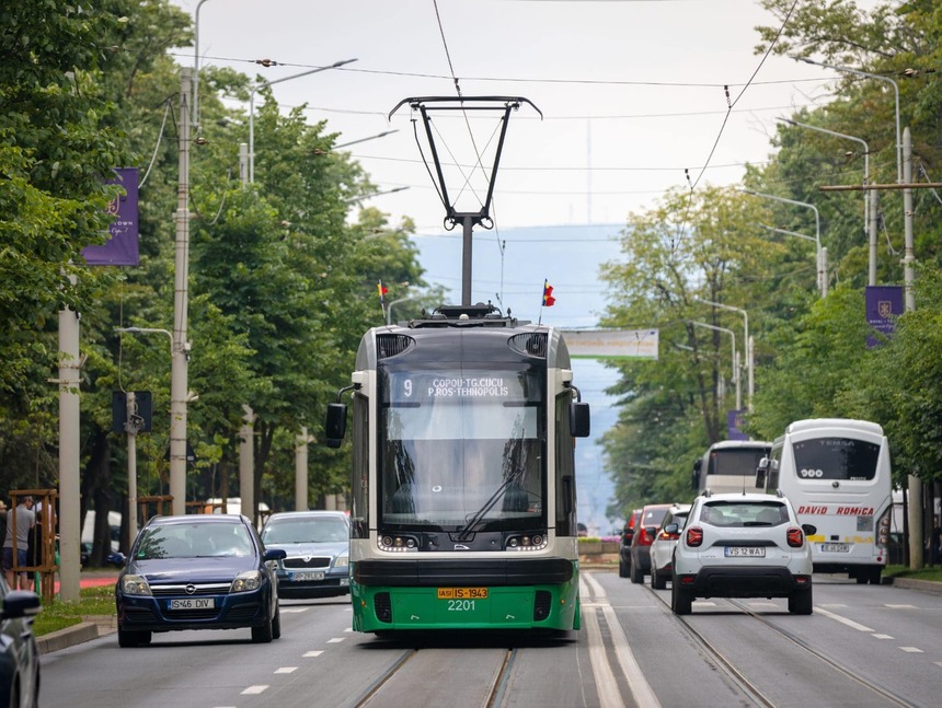 Biletele pentru transportul public în Iaşi se scumpesc, în medie, cu 15 la sută. Un bilet cu o călătorie va costa patru lei începând din 1 februarie