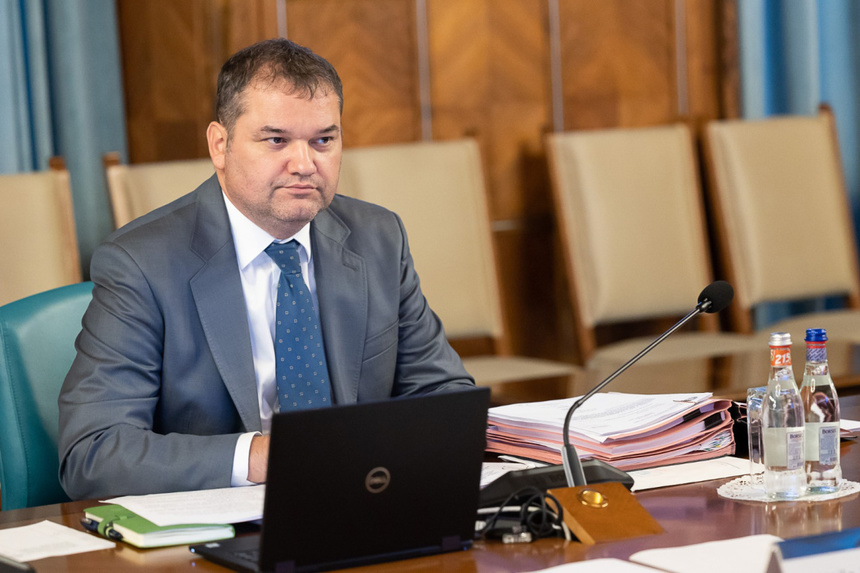 Cseke Attila: Eliminăm taxele plătite de proprietari pentru extrasele de carte funciară