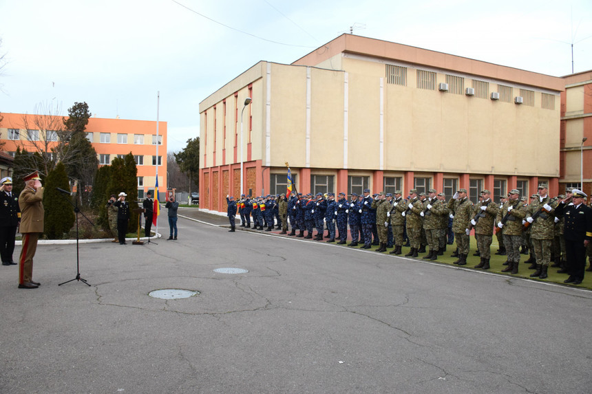 Cinci elevi de la Colegiul Naţional Militar „Alexandru Ioan Cuza” din Constanţa au fost confirmaţi cu tuberculoză pulmonară/ Autorităţile sanitare au dezinfectat toate sălile de clasă, sala de mese, grupurile sanitare şi ale spaţii comune