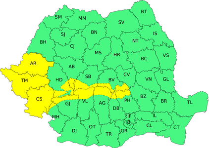 ANM - Ploi în aversă, cantităţi de apă însemnate şi vânt puternic în Banat, Crişana, Maramureş, vestul şi nordul Transilvaniei, precum şi în zonele montane aferente, până marţi dimineaţă