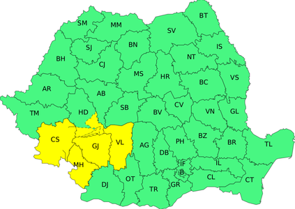 Atenţionare meteorologică - Ploi în aversă şi vânt, până sâmbătă seară în toate regiunile/ În sud-vestul ţării şi în Carpaţii Meridionali, acumulări de apă de până la 70 l/mp