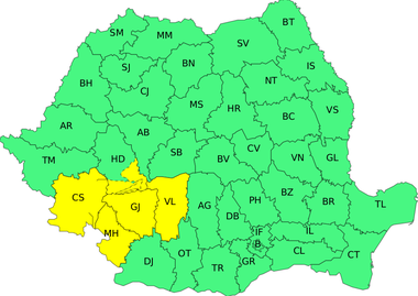 Atenţionare meteorologică - Ploi în aversă şi vânt, până sâmbătă seară în toate regiunile/ În sud-vestul ţării şi în Carpaţii Meridionali, acumulări de apă de până la 70 l/mp