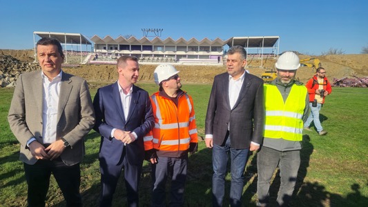 Ciolacu, în vizită la stadionul ”Dan Păltinişanu” din Timişoara: Sunt la stadiul de demolare. Cred că vor termina mai devreme de opt luni/ Simonis: E o chestiune de zile până va fi desemnat câştigătorul pentru proiectarea şi construcţia noului stadion