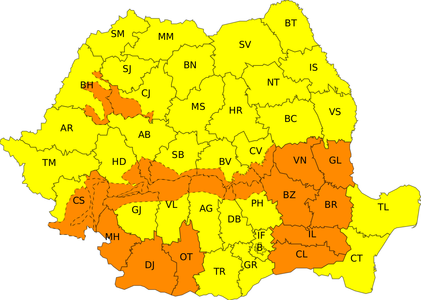 ANM, avertizare meteorologică de vânt puternic joi, în Mehedinţi, Dolj şi Olt/ Viscol puternic şi vizibilitate sub 50 de metri în Carpaţii Meridionali şi de Curbură, în Munţii Banatului şi local în Apuseni/ În alte şase judeţe, ninsori viscolite HARTA