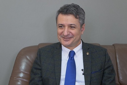 Medicul Patriciu Achimaş-Cadariu: Centrele formatoare ar trebui tratate şi din punct de vedere financiar total diferit, tocmai pentru a reduce volumul şi a avea capacitatea de timp de a pregăti viitorii specialişti