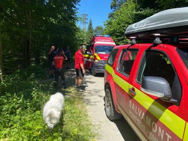 Bărbat care s-a accidentat după ce a căzut cu bicicleta, recuperat de salvamontiştii din Sibiu
